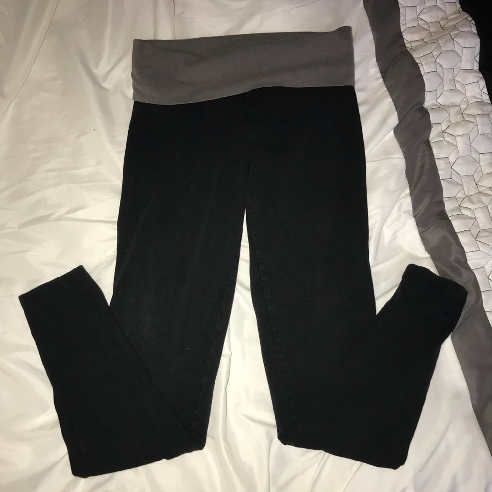 Black leggings